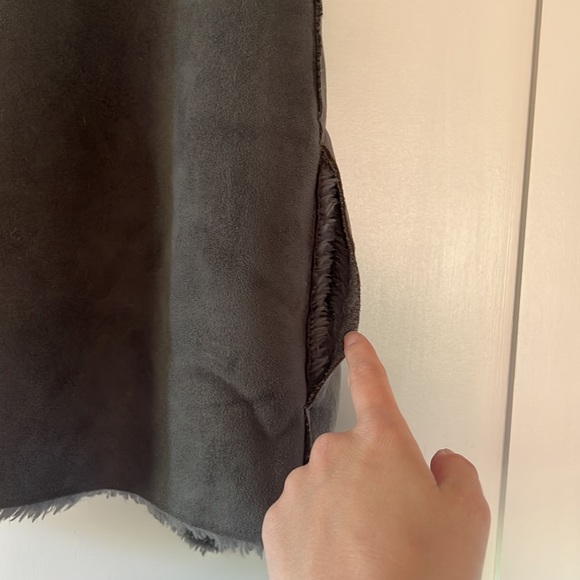 Velvet Graham & Spencer Faux Suede/Shearling Vest (Sz S) - Picture 8 of 16